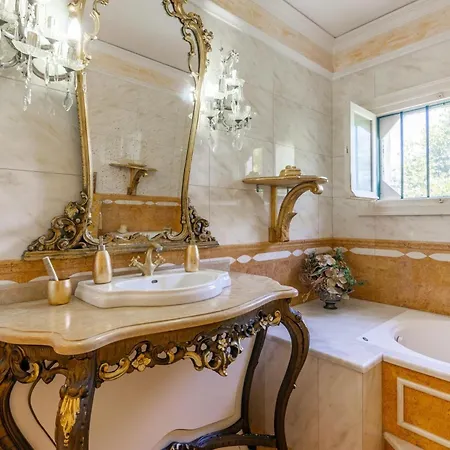 Villa Palazzo Reale *